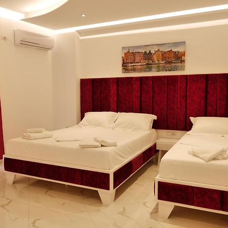 Lumi Hotel Sarande Exterior photo