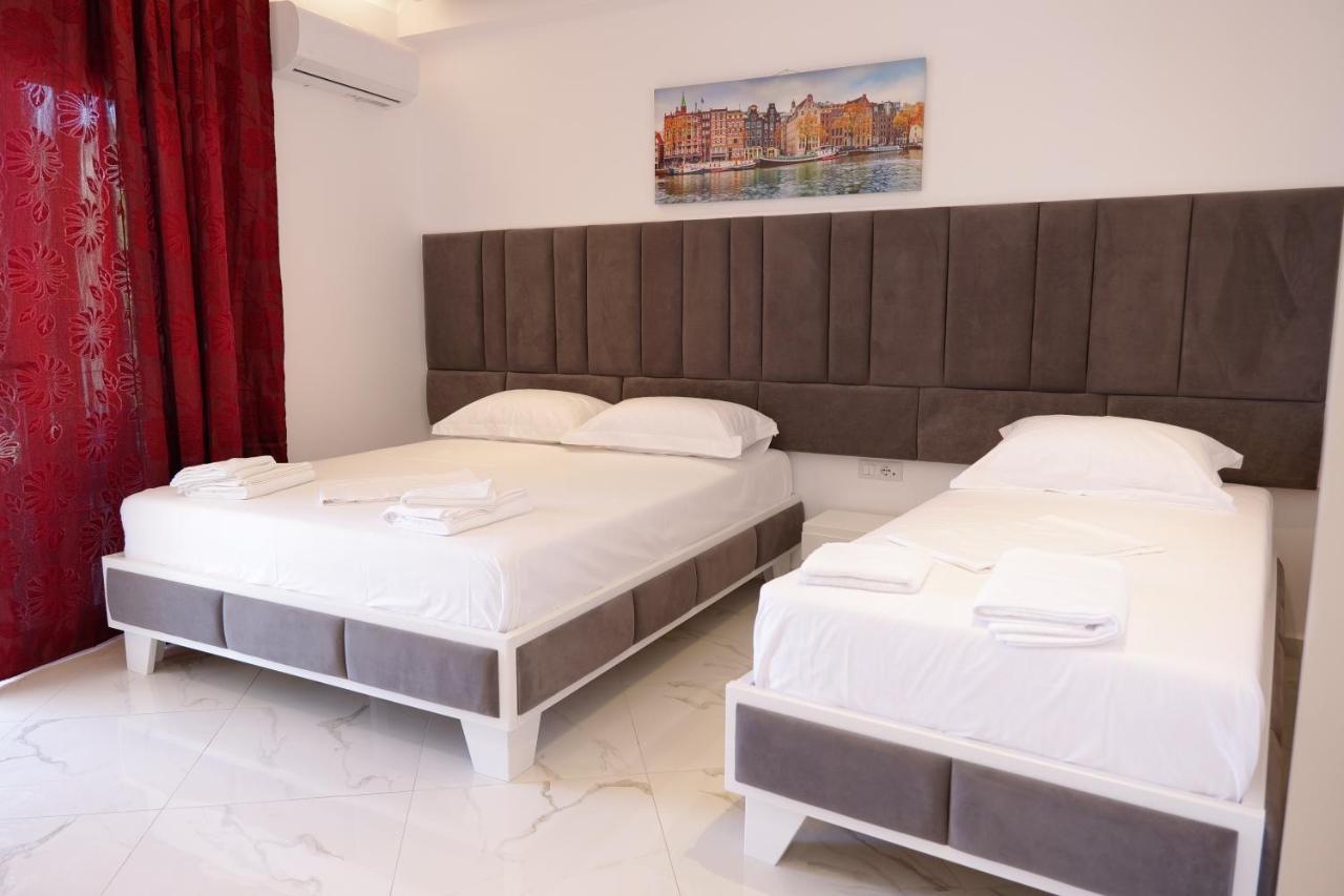 Lumi Hotel Sarande Exterior photo