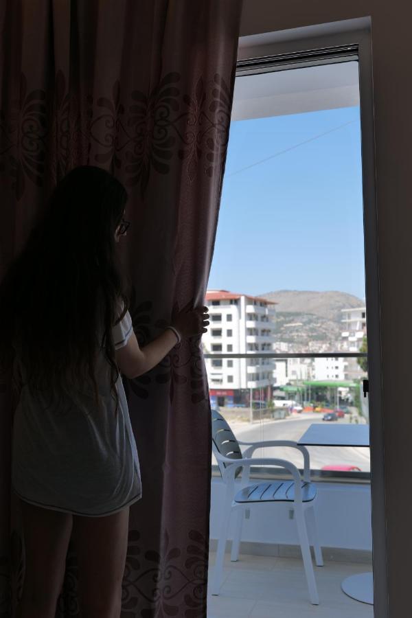 Lumi Hotel Sarande Exterior photo