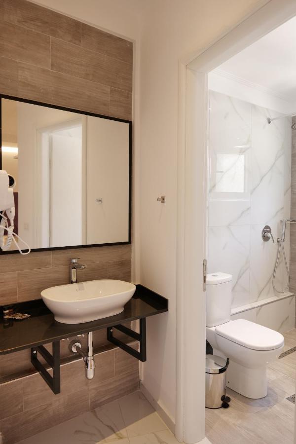 Lumi Hotel Sarande Exterior photo